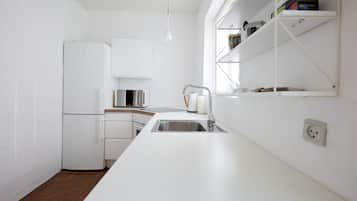 Fridge, coffee/tea maker, electric kettle, toaster