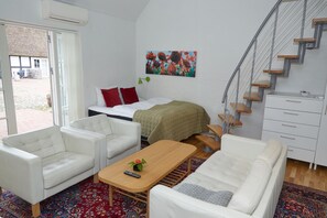 家庭开间 | 特色装修、特色家居、办公桌、熨斗/熨衣板