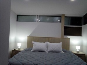 Deluxe Studio Suite, 3 Bedrooms, Ensuite, Tower | Down duvets, pillow-top beds, individually decorated - Hotel + Arte (Quito)