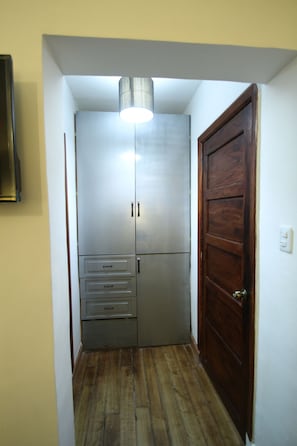 Comfort Double or Twin Room, 1 Bedroom, Ensuite | Room amenity