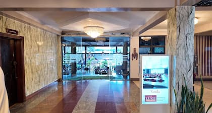 The Luke Hotel