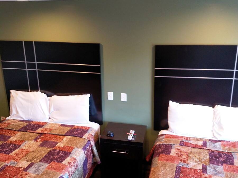 Standard Room, 2 Queen Beds | Desk, soundproofing, free WiFi, bed sheets
