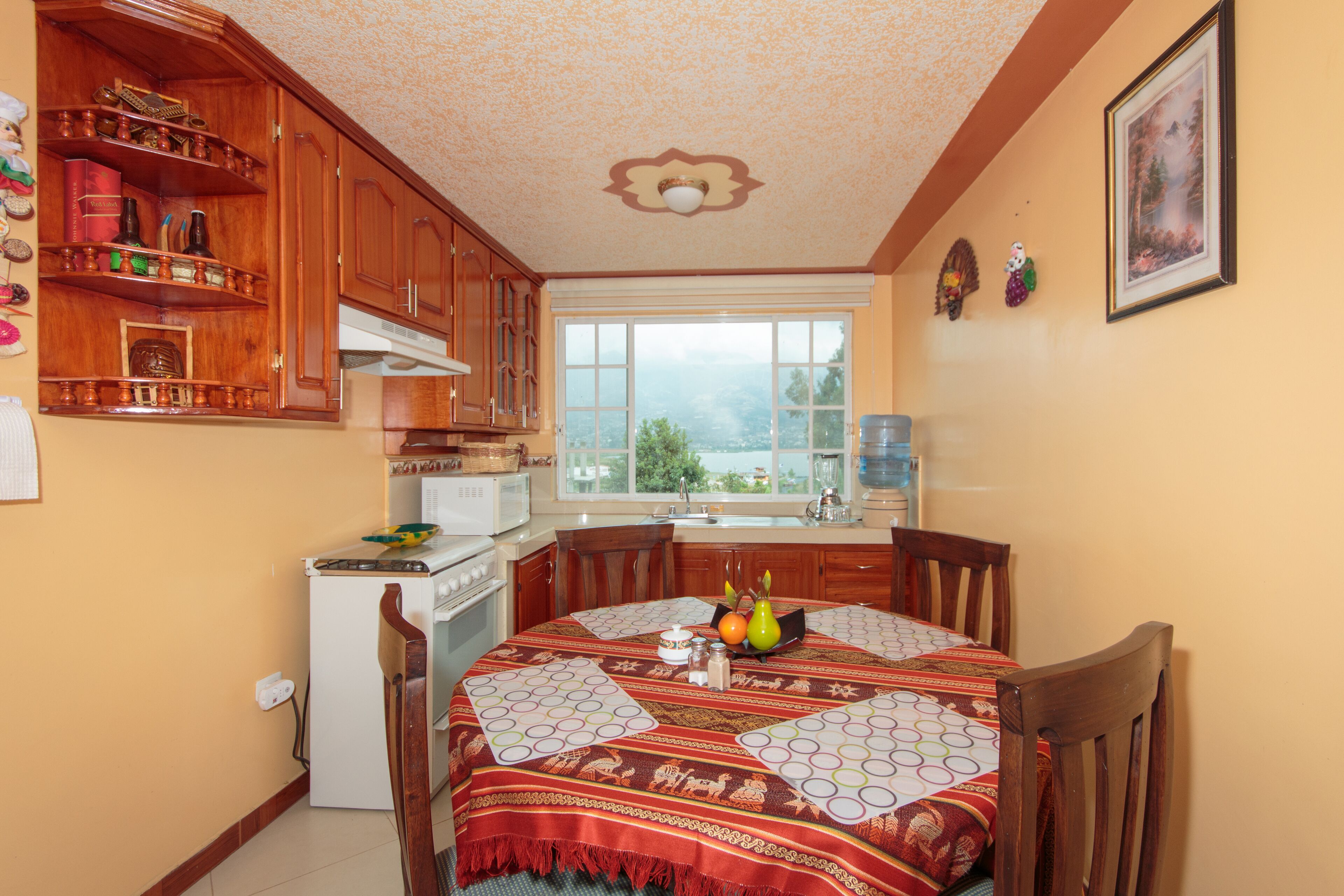 Fridge, cookware/dishes/utensils