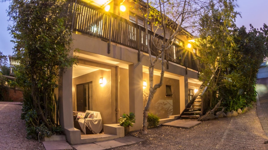 Mackaya Bella Guest House