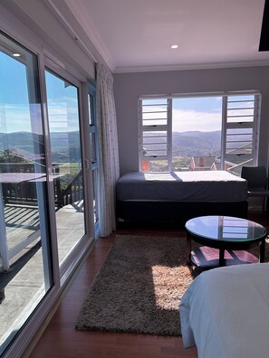 Bells and Whistles | 4 dormitorios, colchones viscoelásticos, tabla de planchar con plancha