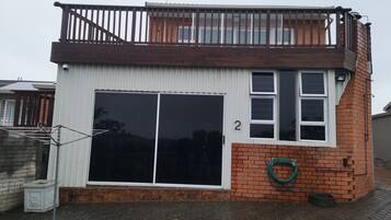 Bells and Whistles | 4 Schlafzimmer, Betten mit Memory-Foam-Matratzen, Bügeleisen/Bügelbrett