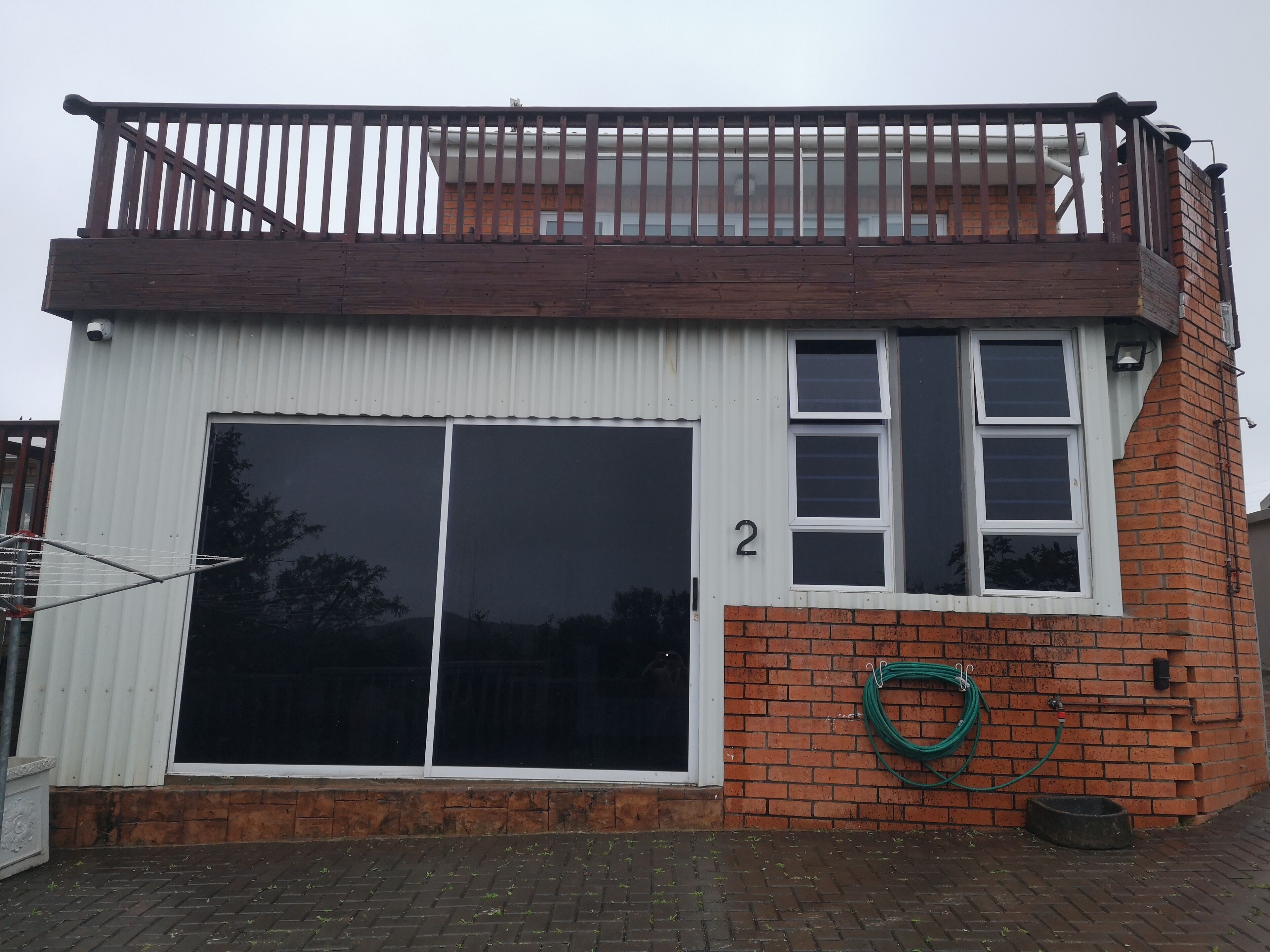 4 bedrooms, memory foam beds, iron/ironing board, free WiFi