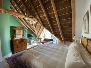Chambre Deluxe double (Thatch room) | 1 chambre, literie de qualité, accès au Wi-Fi (inclus), literie fournie