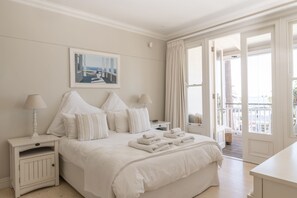 1 bedroom, individually decorated, individually furnished - The Majestic Apartment (Cape Town)