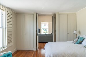 1 chambre, fer et planche à repasser, Wi-Fi gratuit