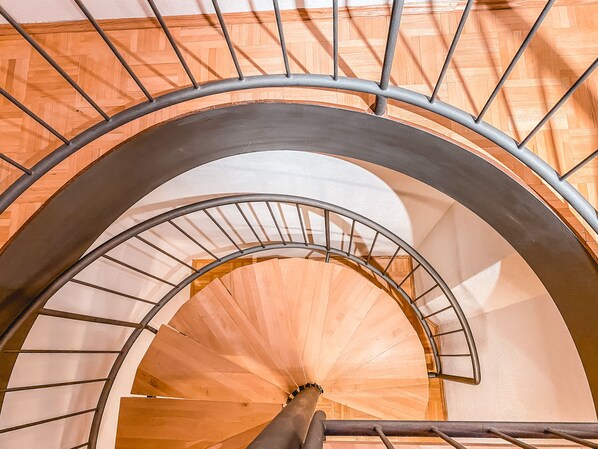 Staircase - Hotel Gasthaus zur Sonne (Dinkelsbuehl)