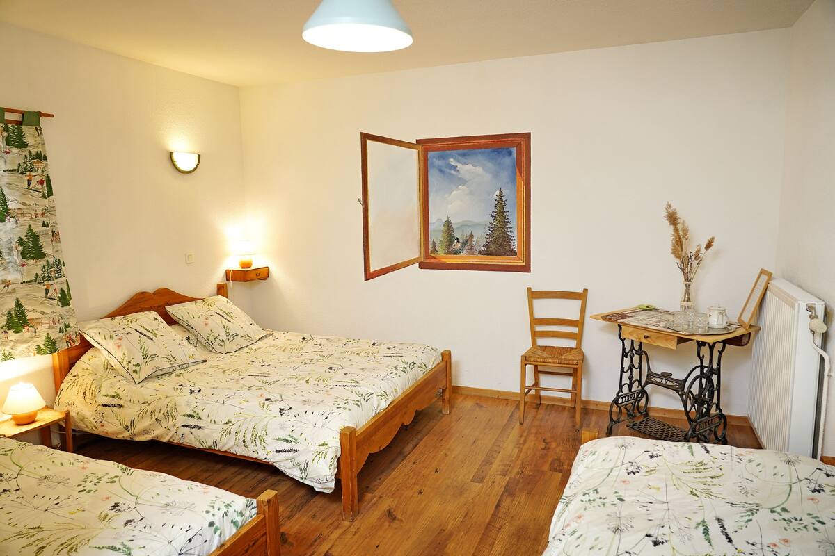 Standard Single Room, Private Bathroom, Mountain View (Bollet)