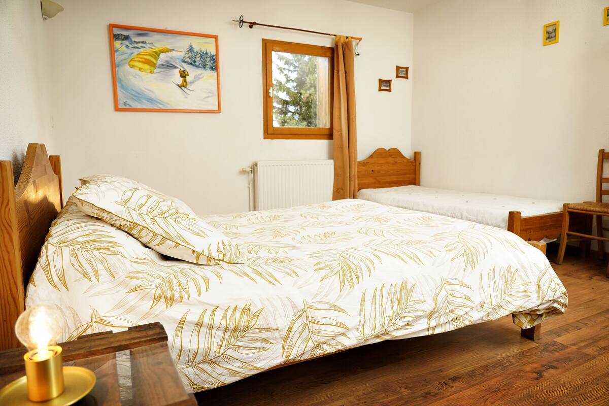 Standard Single Room, Private Bathroom, Mountain View (Chanterelle )