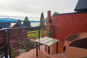 Senior Apartment, Park View | View from room - Costa Brava Apart Hotel (San Carlos de Bariloche)