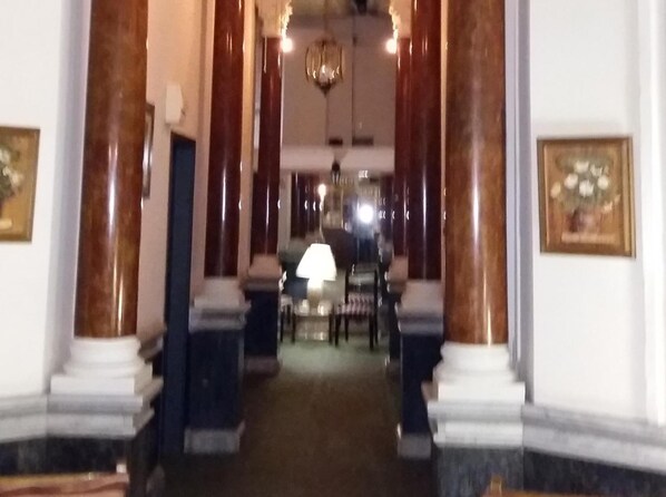 Interior - Hotel Uruguay (Montevideo)
