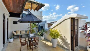 Deluxe Room | Balcony view