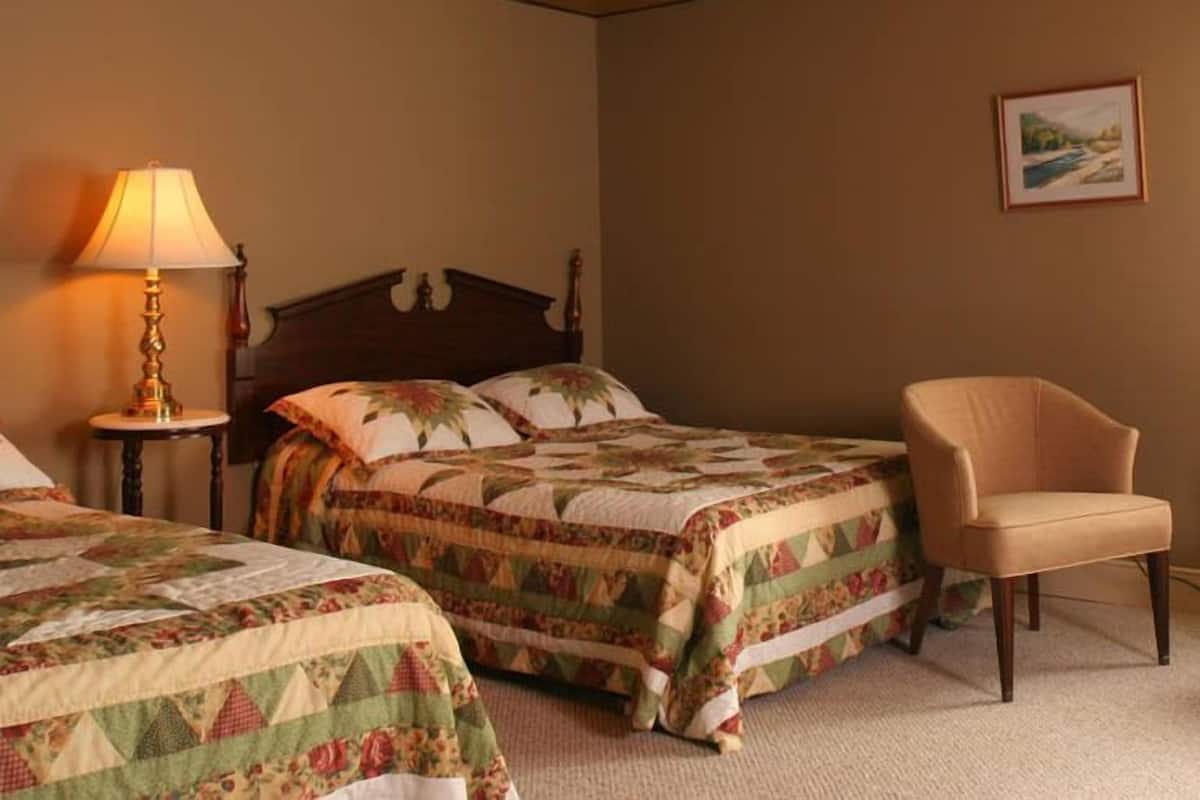 Premier Quadruple Room, Connecting Rooms | Premium bedding, desk, iron/ironing board, free WiFi