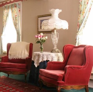 Romantic Penthouse, Jetted Tub | Living room