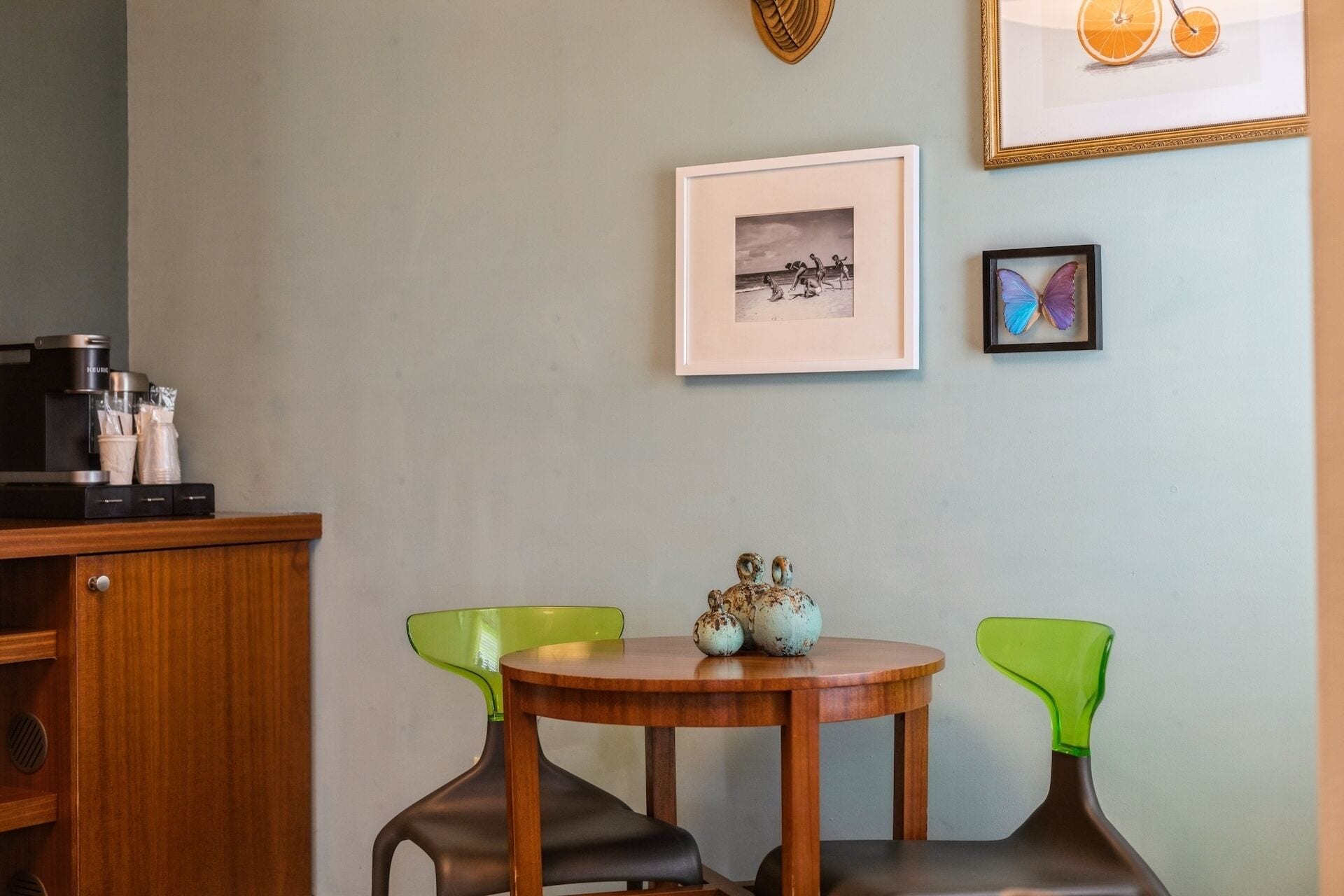 Junior Suite (Self Check-in) | In-room dining