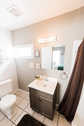 Shower, free toiletries, hair dryer, towels