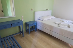 Room - Irini Stalis (Hersonissos)
