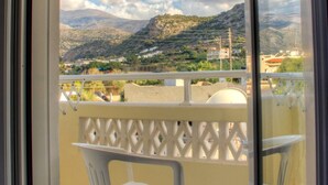 Unclassified image, 3 of 20, button - Irini Stalis (Hersonissos)