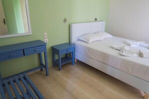 Room - Irini Stalis (Hersonissos)