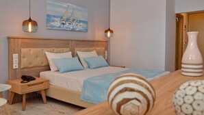Superior Double Room, Sea View | Hypo-allergenic bedding available, minibar, in-room safe, desk - Belvedere (Skiathos)