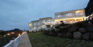 Front of property - evening/night - The Ocean Hill (Seogwipo)