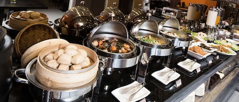 Desayuno buffet incluido todos los días