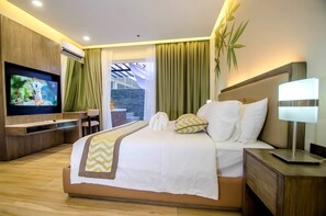 Minibar, in-room safe, desk, laptop workspace - Boracay Haven Suites (Boracay Island)