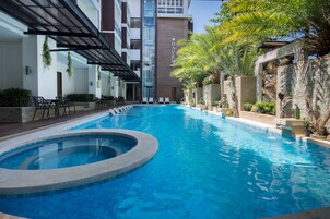 Garden Suite - Pool Access | View from room