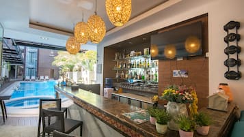 Poolside bar