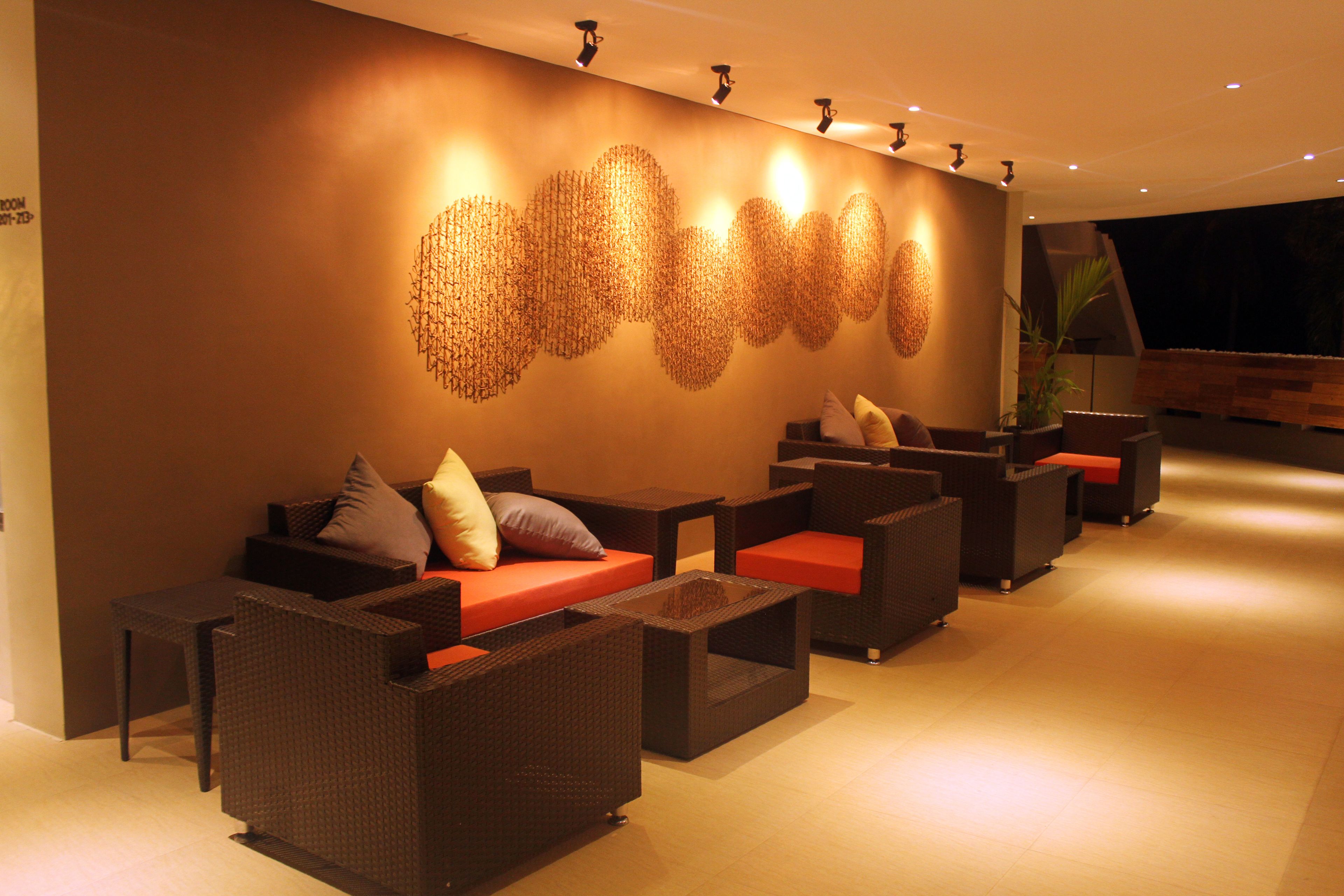 Coin salon dans le hall