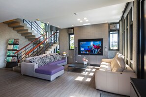 Reception hall - Designer House (Wujie)