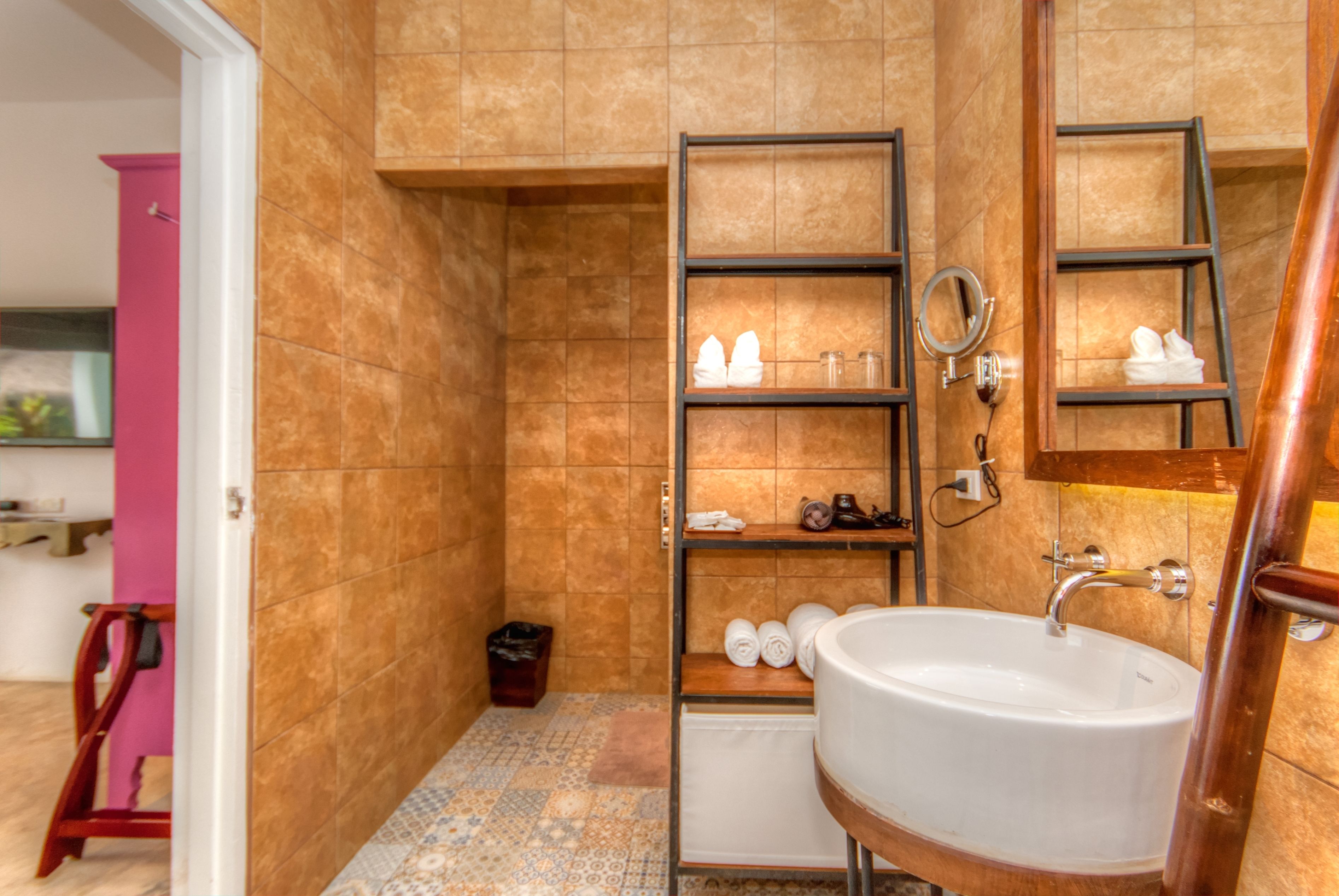 garden view | bathroom shower