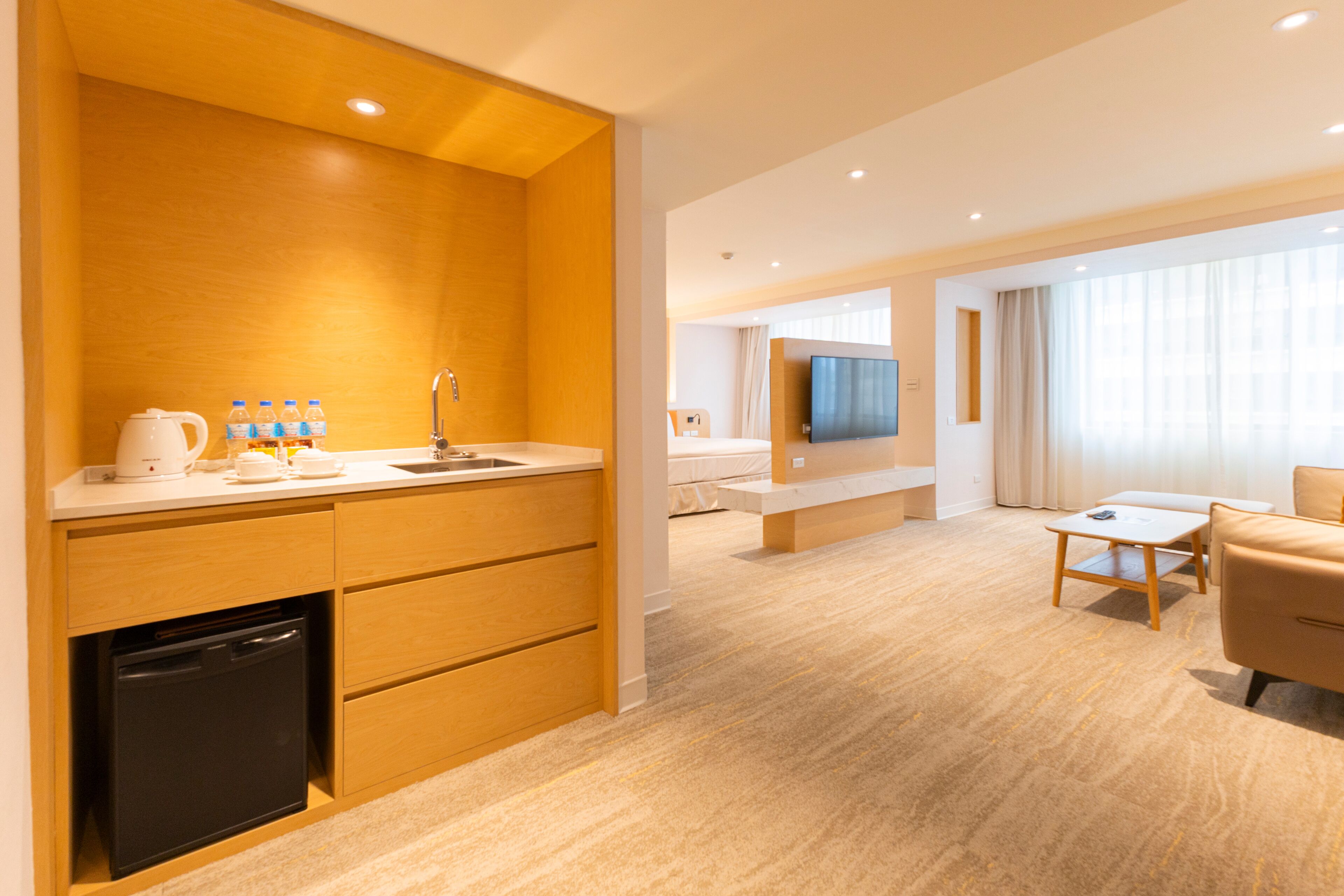 premium suite | 1 bedroom, blackout curtains, free wifi, bed sheets