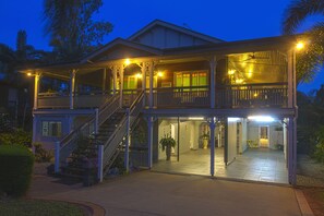 Property entrance - Driftwood Bed and Breakfast (Mission Beach)