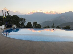 Outdoor pool, an infinity pool - Himalayan Front Hotel by KGH Group (Pokhara)