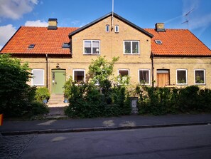 واجهة المنشأة