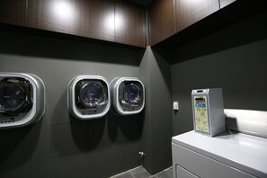 Laundry room - Philstay Myeongdong Boutique - Hostel (Seoul)
