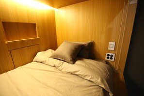 Soundproofing, free WiFi, bed sheets - Philstay Myeongdong Boutique - Hostel (Seoul)