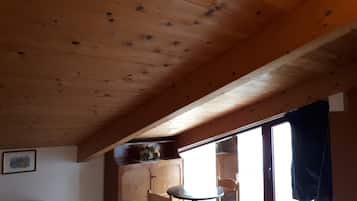 Chambre Double (Attic) | Coffres-forts dans les chambres, bureau, lits bébé (en supplément)