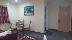 Family Room, 1 Bedroom | Minibar, desk, cots/infant beds, rollaway beds - FJ Manila Hotel (Daraga)