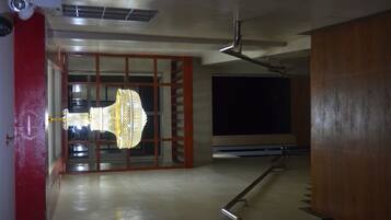 Pintu masuk hartanah