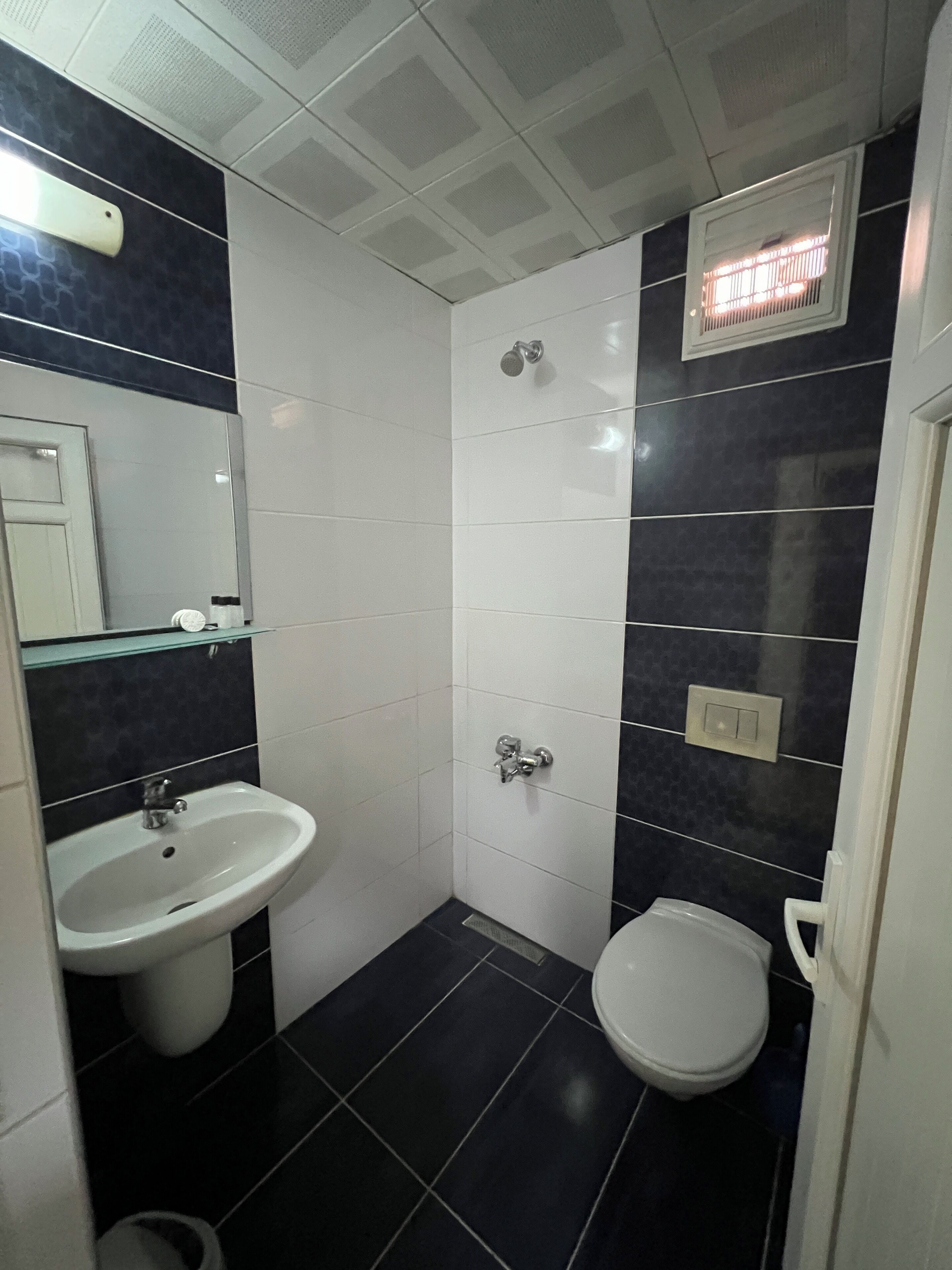 quadruple room, 4 twin beds | 1 bedroom, minibar, desk, laptop workspace