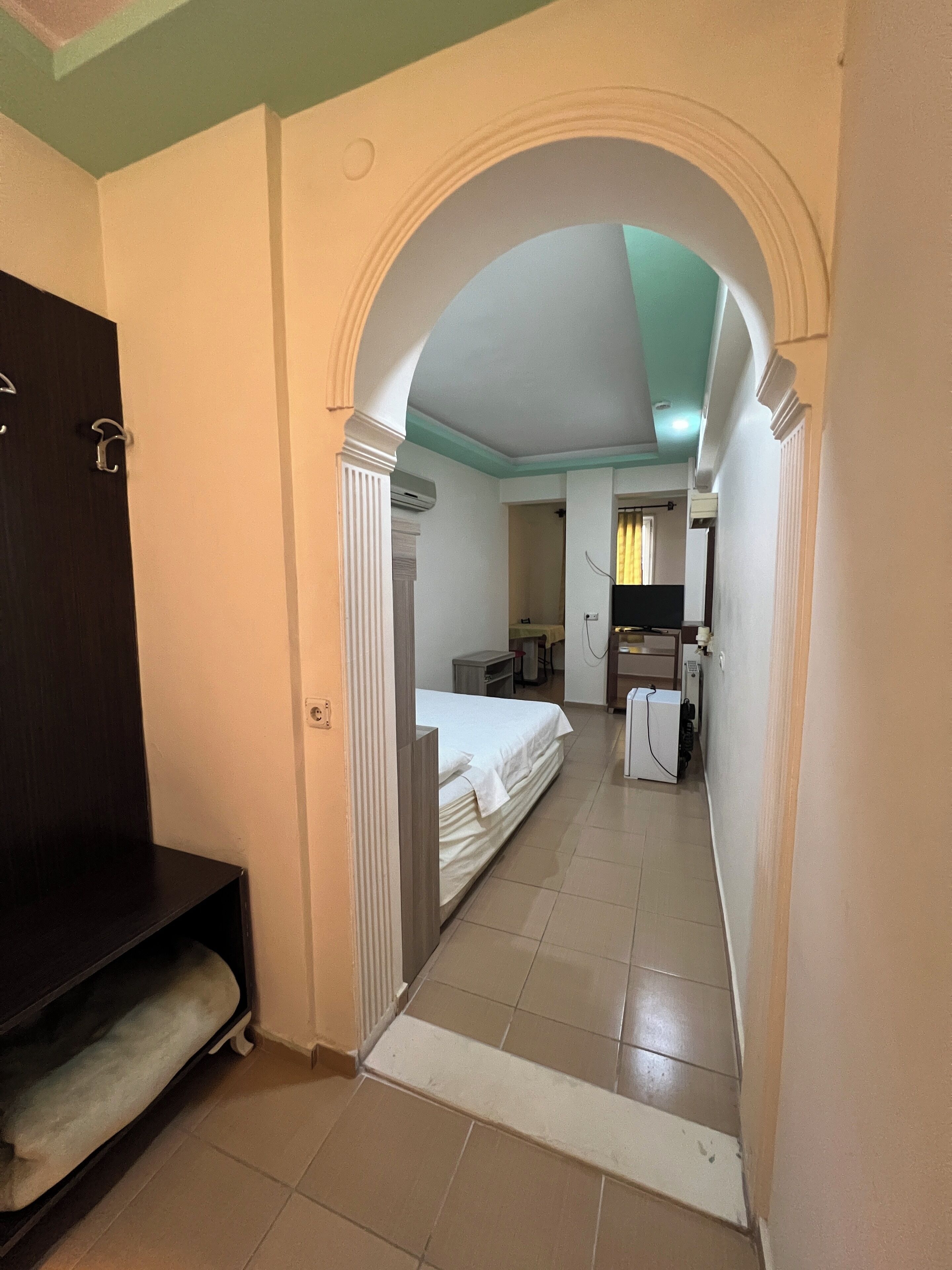 double room | 1 bedroom, minibar, desk, laptop workspace