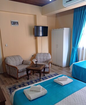 Bureau, chambres insonorisées, Wi-Fi gratuit, draps fournis