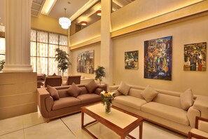 Lobby sitting area - Getfam Hotel (Addis Ababa)