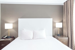 Standard Suite, 1 King Bed, Kitchen | In-room safe, blackout drapes, iron/ironing board, free WiFi